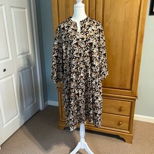 Tuckernuck Woodrose Royal Shortdress XXL worn once. Nonsmoking home